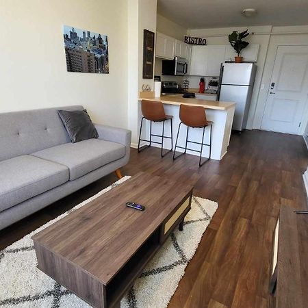 Heart Of Detroit Gem! 2Br Apt Luaran gambar